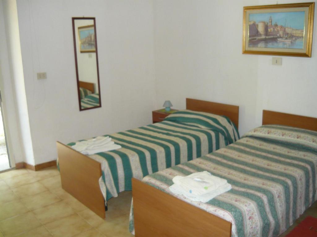 Agriturismo Crabileddu Hotell Valledoria  Rum bild